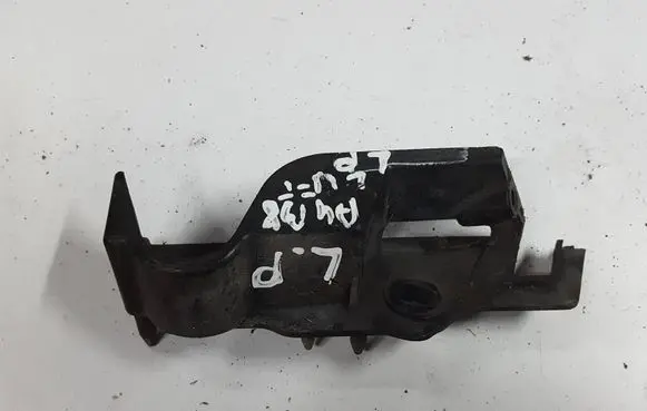 Audi A4 S4 B8 8K Front bumper mounting bracket 
