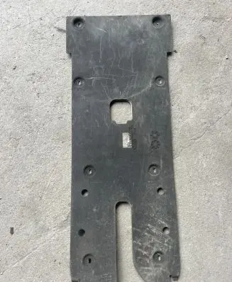 Land Rover Range Rover Evoque L551 Center/middle under tray cover K8D214385A K8D214385AB