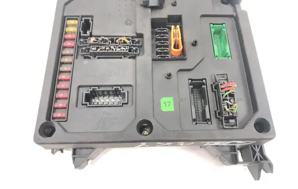 Ford Galaxy Fuse module S108145100E 7M0962258D 97VW14B205AB