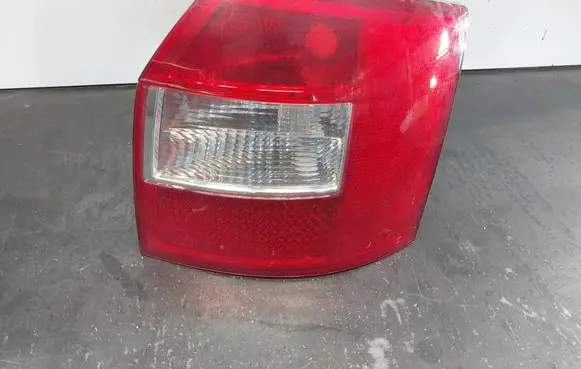 Audi A4 S4 B6 8E 8H Rear/tail lights 8E9945096