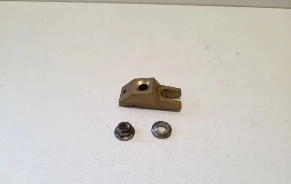 Jeep Cherokee Fuel Injector clamp holder