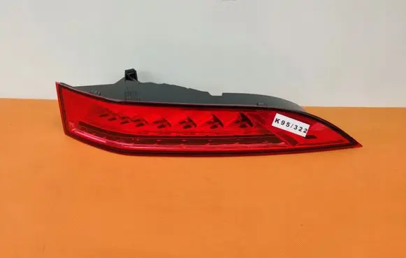 Jaguar F-Pace Rear/tail lights HK8313404