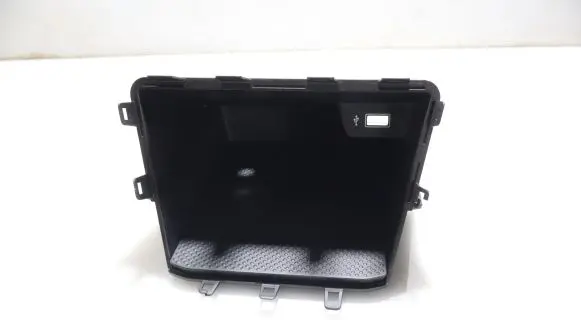 Glove box