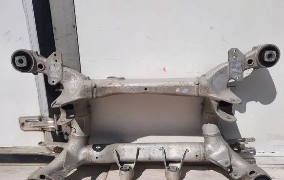 BMW 5 E60 E61 Rear subframe 6759609