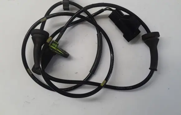 Volvo S80 ABS brake wheel speed sensor 10071160133 9467580