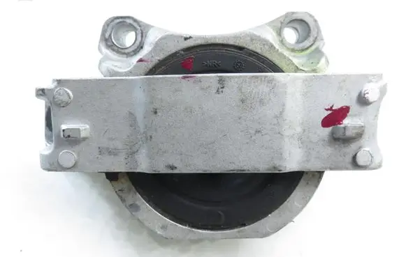 Ford Focus Engine mount vacuum valve 