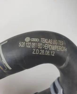 Volkswagen Jetta USA Engine coolant pipe/hose 5Q0122051BD E00113002 1K0121087Q