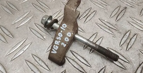 Toyota Verso Fuel Injector clamp holder