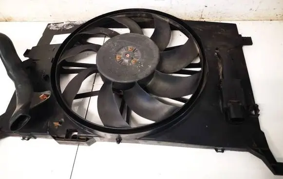 Mercedes-Benz A W169 Radiator cooling fan shroud A1695000593 A1695050355