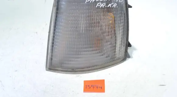 Volkswagen PASSAT B3 Front indicator light 357953049A