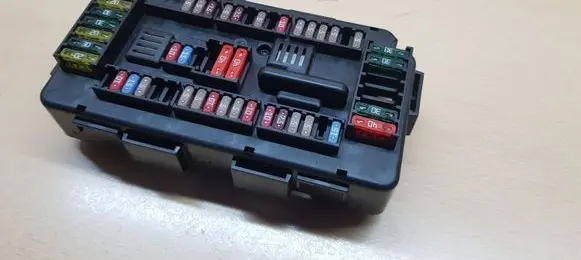 BMW 4 F32 F33 Fuse box set 9337879
