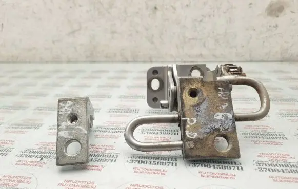 Audi A4 S4 B6 8E 8H Front door hinge set 8E0831412