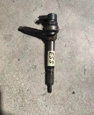 Opel Astra H Fuel injector 0445110175