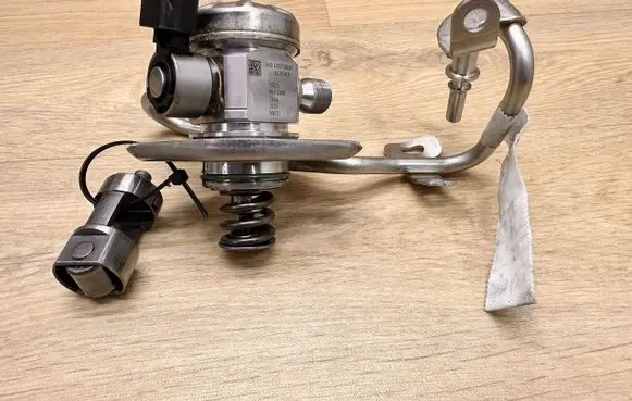 Renault Kadjar In-tank fuel pump 166303162R A2820700001