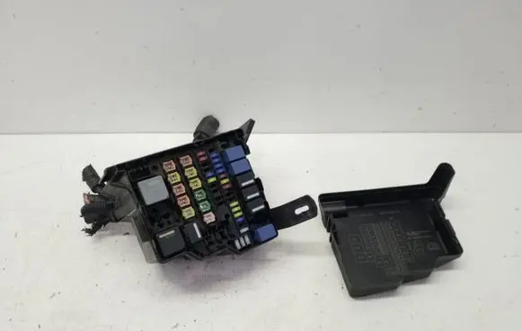 Ford B-MAX Fuse box set AV1T14K012PDD