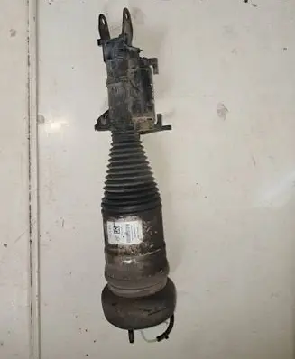 Mercedes-Benz C W205 Air suspension front shock absorber A2053200525 B4LF1Z005A10 20122531