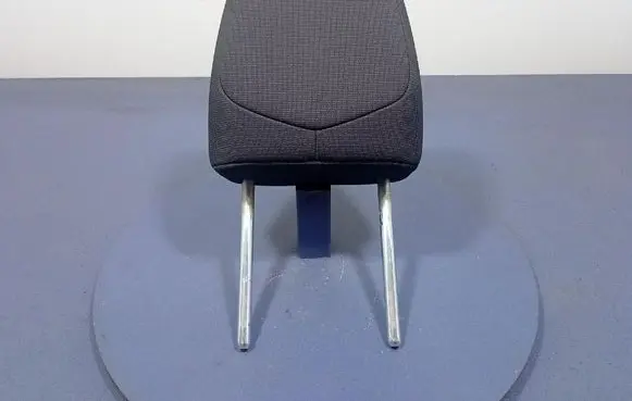 Toyota Auris E180 Front seat headrest 
