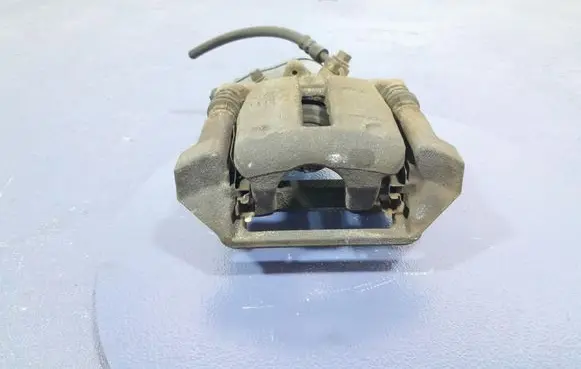 Volvo XC60 Rear brake caliper 32355158