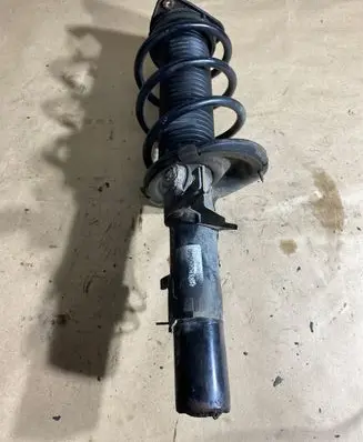 Volvo V40 Front shock absorber with coil spring P31360946 55807001