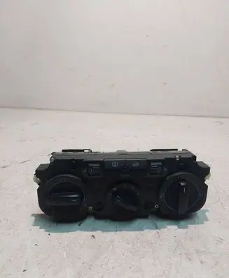 Volkswagen Caddy Climate control unit