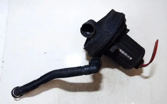 Volkswagen Touareg I Secondary air pump 06A959253B