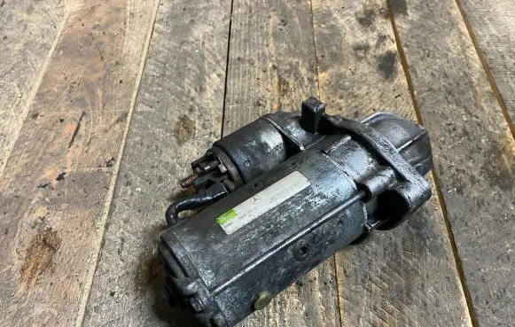 Mercedes-Benz C W203 Starter motor 0051511301