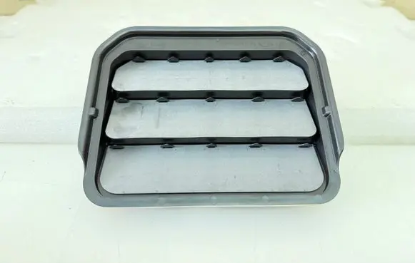 Ford Mustang Mach-E Quarter panel pressure vent 2412883 L1BBA280B62AC