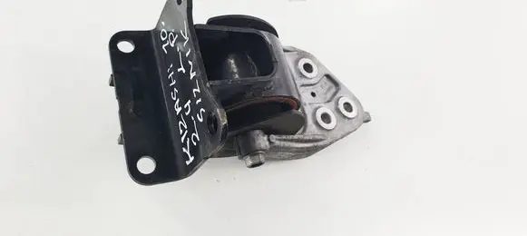 Suzuki Kizashi Engine mount vacuum valve 