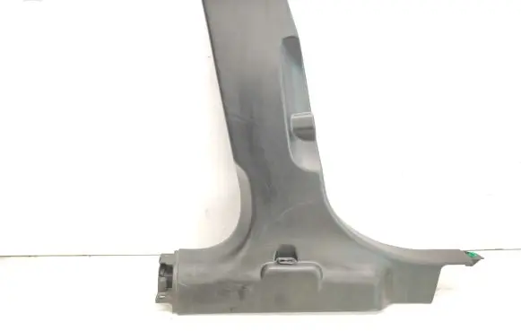 Maserati Ghibli (B) pillar trim (bottom) 06700204060 670019817