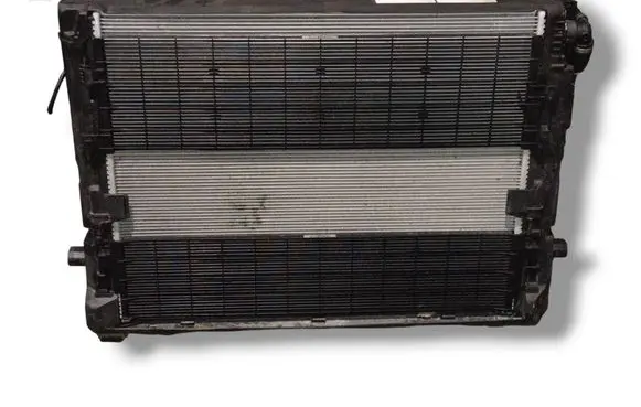 BMW Z4 g29 Coolant radiator 8666811 17118666811 8666748