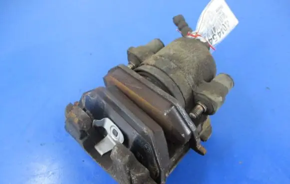Skoda Roomster (5J) Front brake caliper