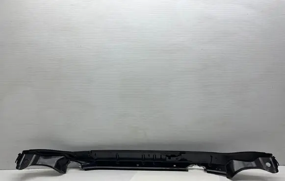Audi Q3 F3 Wiper trim 83A805277B 452002S