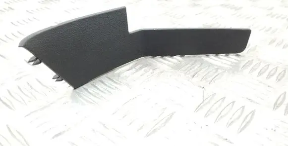Volkswagen Jetta VI Other interior part 5C8868072
