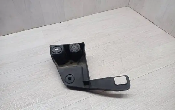 BMW X3 E83 Bumper support mounting bracket corner 3400956 DN013489 12125310