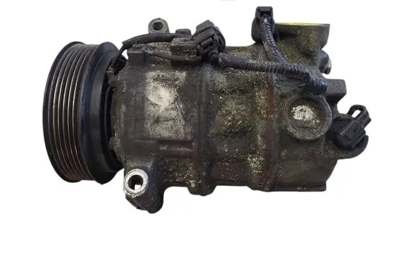 Volvo V70 Air conditioning (A/C) compressor (pump) 