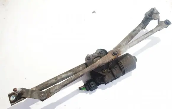 Skoda Fabia Mk1 (6Y) Front wiper linkage and motor