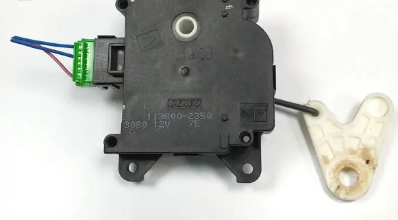 Mazda RX8 A/C air flow flap actuator/motor 113800-2350