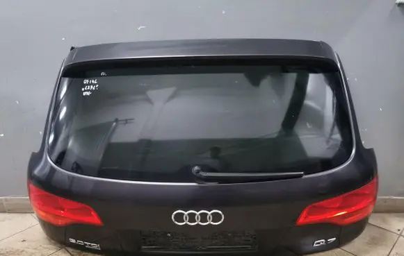Audi Q7 4L Tailgate/trunk/boot lid