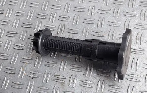 Seat Exeo (3R) Spare wheel bolt 8E9803899A