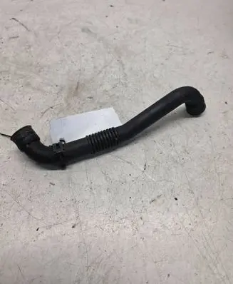 Audi A4 S4 B5 8D Breather hose/pipe 038103493AE