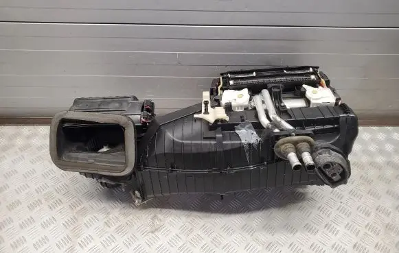 Audi Q5 SQ5 Interior heater climate box assembly 8T1820005S 8T0820521E