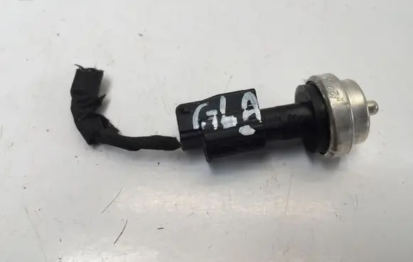 Coolant temperature sensor