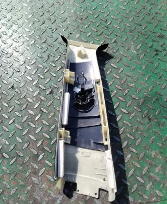 BMW X5 E53 (B) pillar trim (top) 51438203872