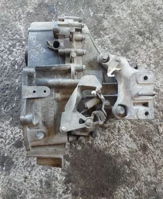 Ford Galaxy Manual 6 speed gearbox 02N301103