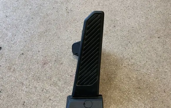 KIA EV9 Accelerator throttle pedal 32700DO100