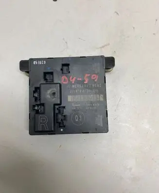 Mercedes-Benz E W211 Door control unit/module 2118704126 00006806