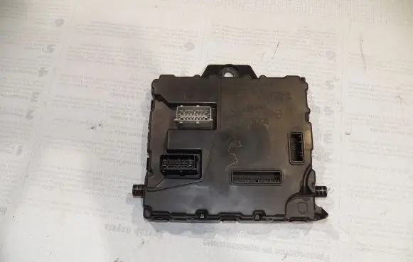Renault Master III Comfort/convenience module 284B13324R