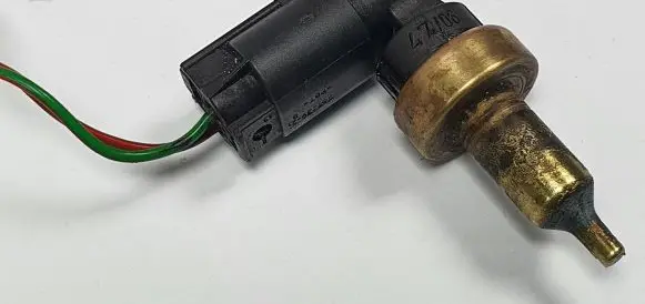 Chrysler 300 - 300C Coolant temperature sensor A0041539728