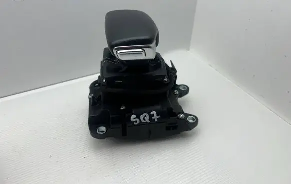 Audi Q7 4M Gear shifter/selector 4M1713041E 4M1713041J