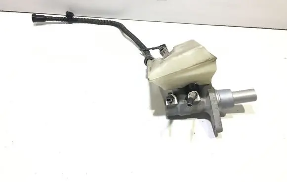 Citroen C4 I Picasso Clutch master cylinder 9654002180